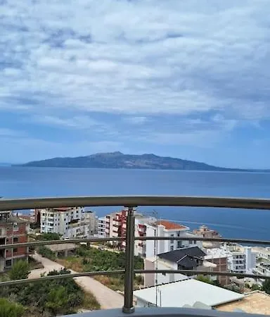 Apartment Horizon 2 *